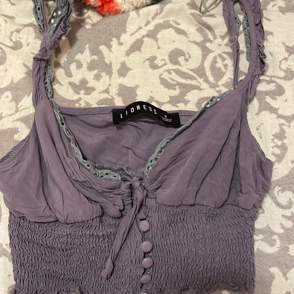 Purple lioness tank